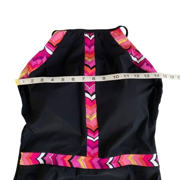 GOTTEX One Piece Swimsuit! Retail $148. - Picture 4 of 8